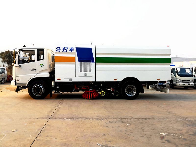 東風(fēng)天錦新款駕駛室洗掃車(chē)