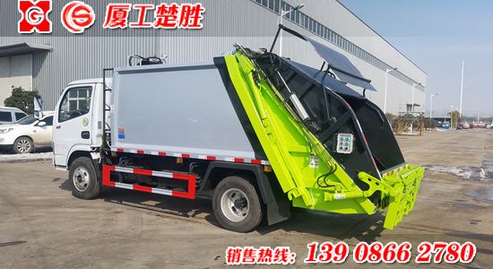 日產發(fā)動機6方壓縮垃圾車