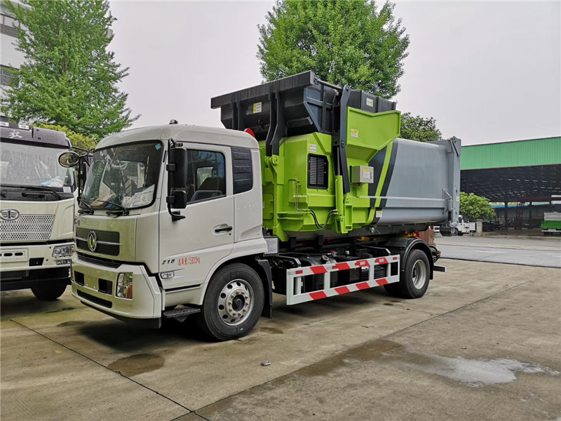 東風(fēng)天錦16噸車(chē)廂可卸式垃圾車(chē)（可裝建筑垃圾）